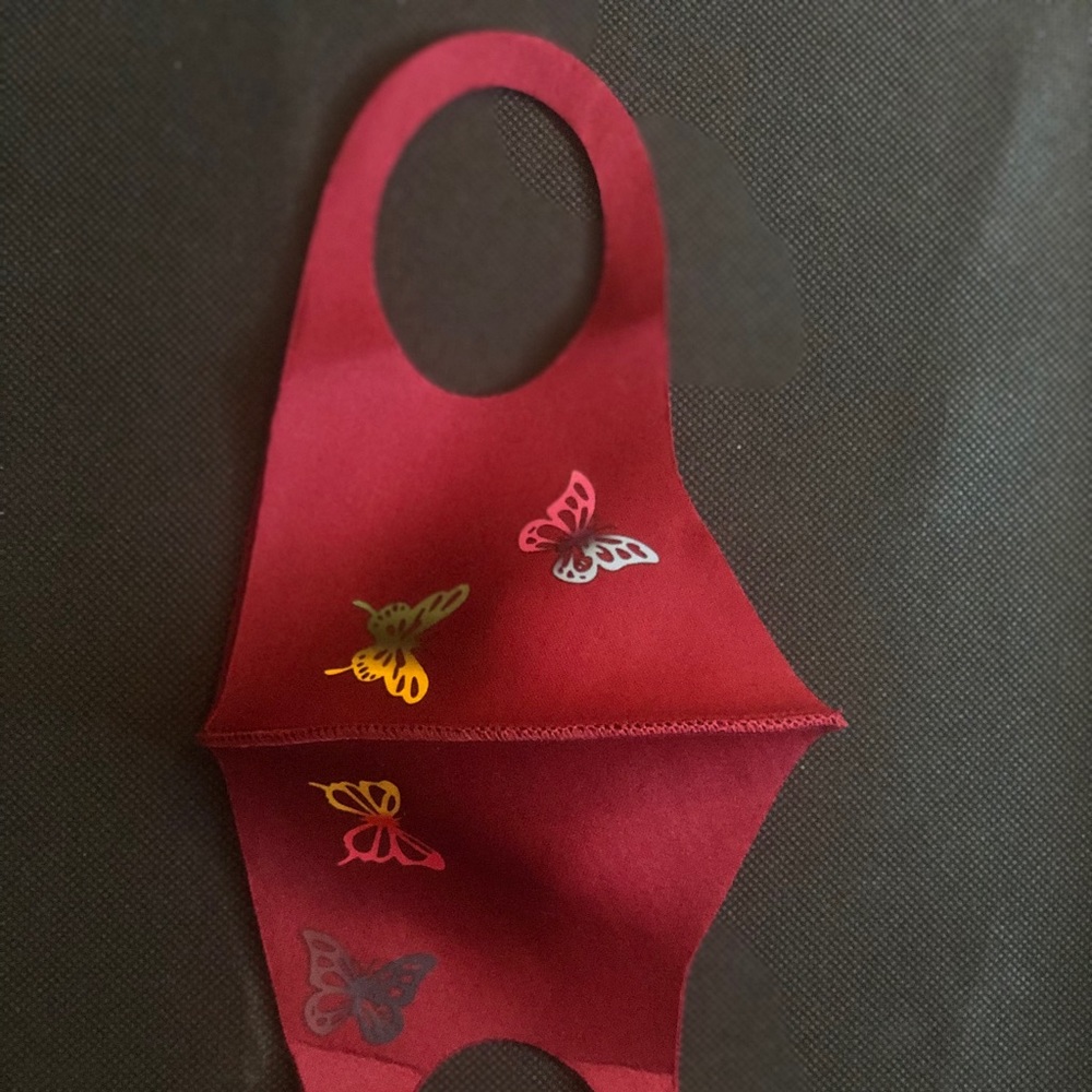 2 Butterfly mask ๐ท - Picture 3 of 8